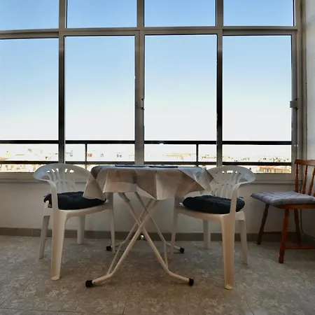 01 Calm Down And Relax Apartment